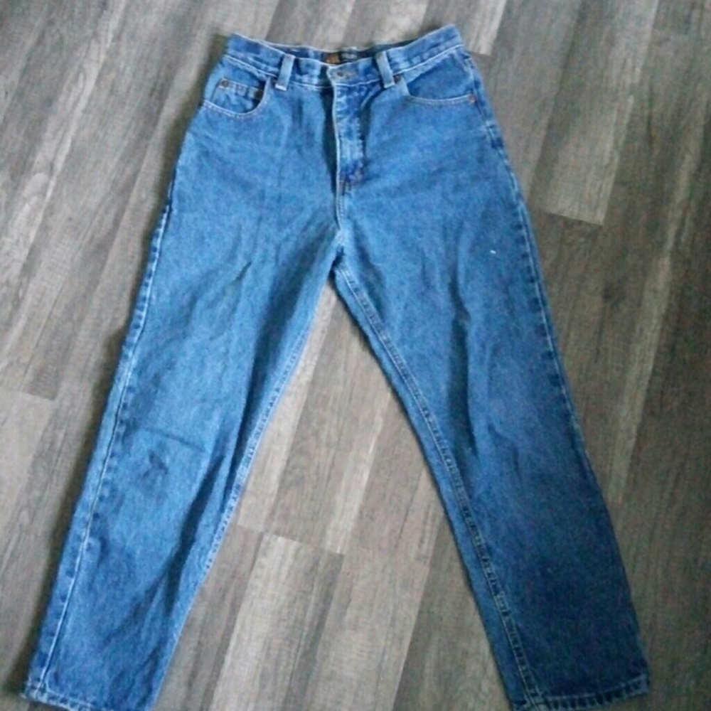 High waisted jeans